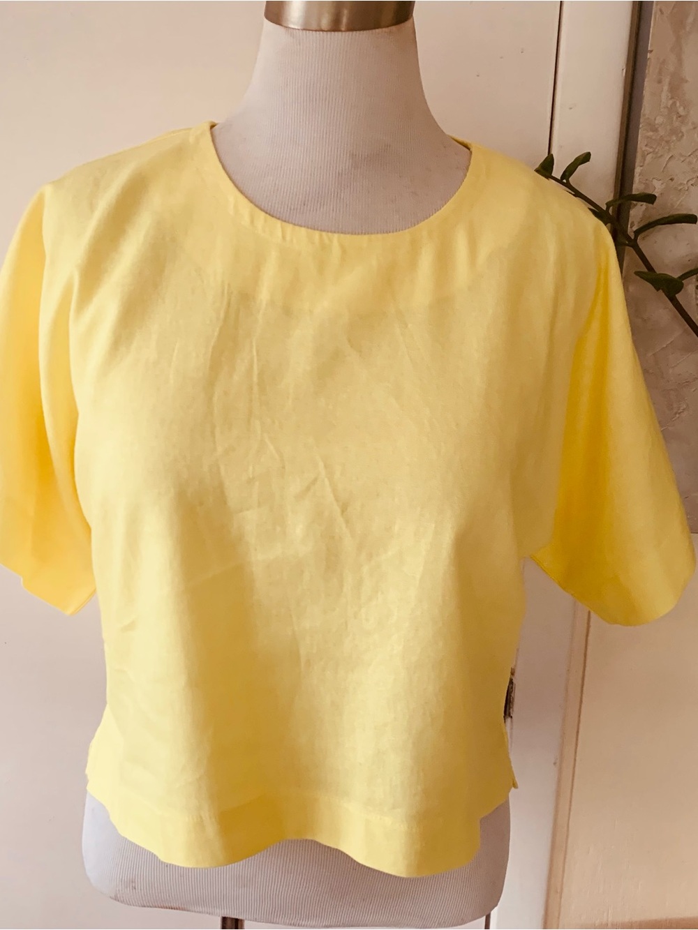 NWT DKNY linen blend yellow high low cropped blouse size L